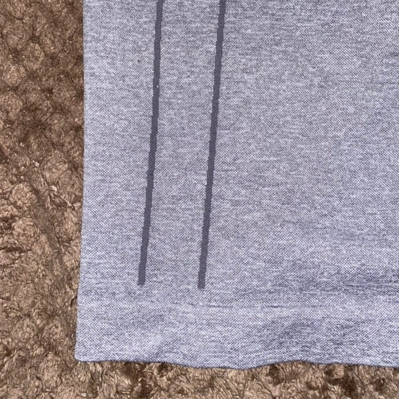 Workout Top - Picture 3 of 8